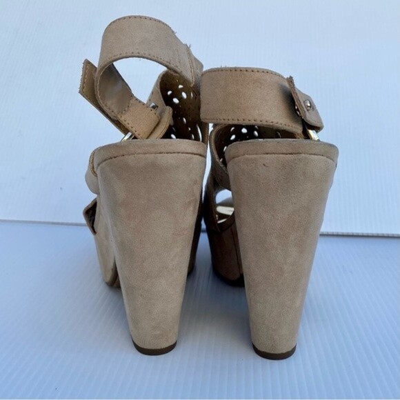 Carlos by Carlos Santana size 10 tan chunky heels used great condition - Picture 5 of 13